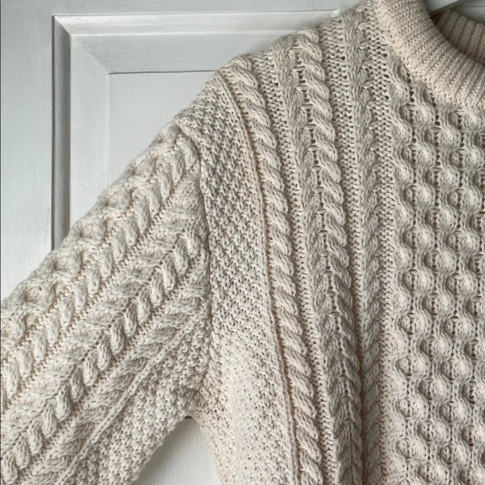 Like New The Woollen Market Ireland 🇮🇪 100% Merino Wool Cream Cable Knit Sweater - Picture 4 of 8